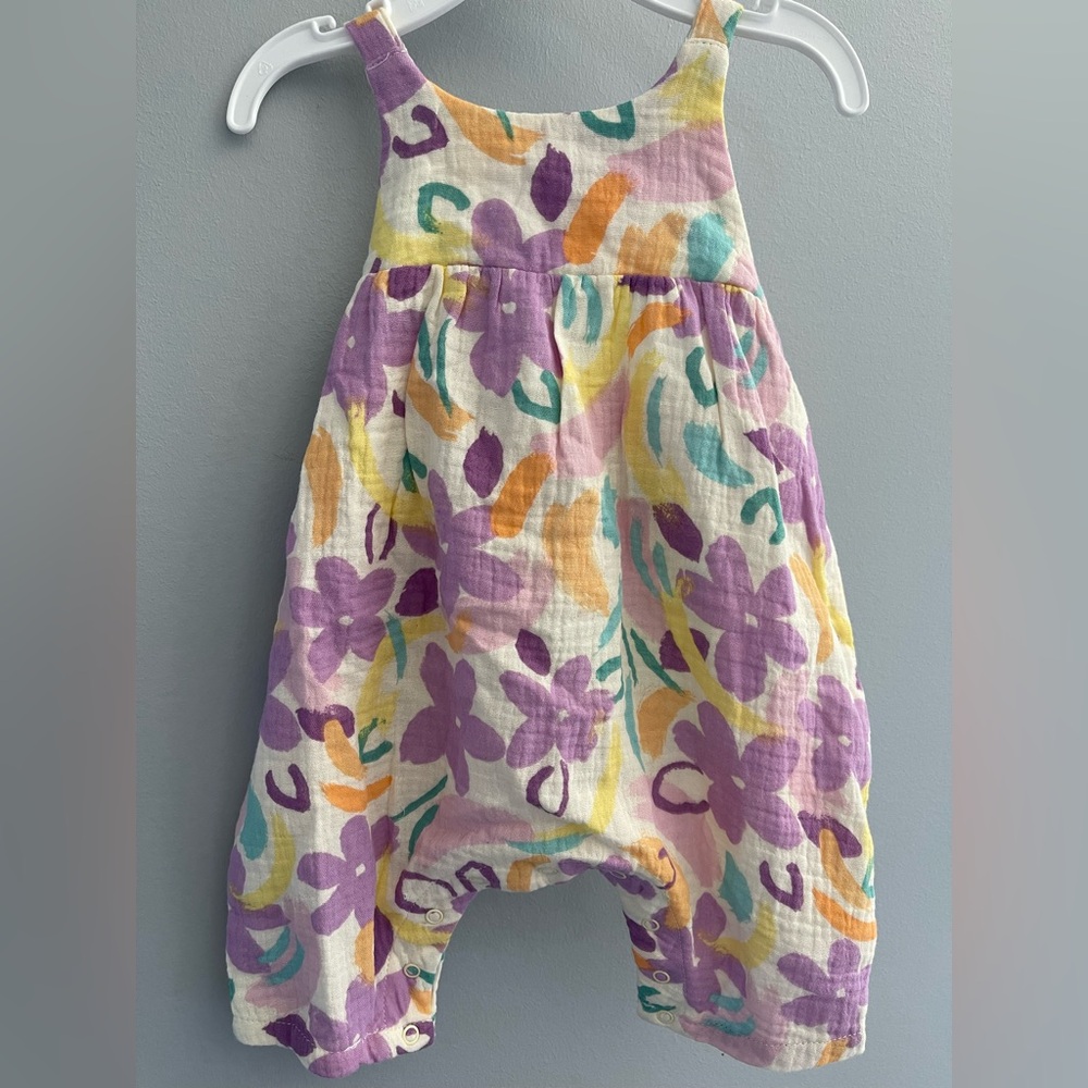 Angel Dear Painty Daisy Tie Back Romper NWT 3-6 months
